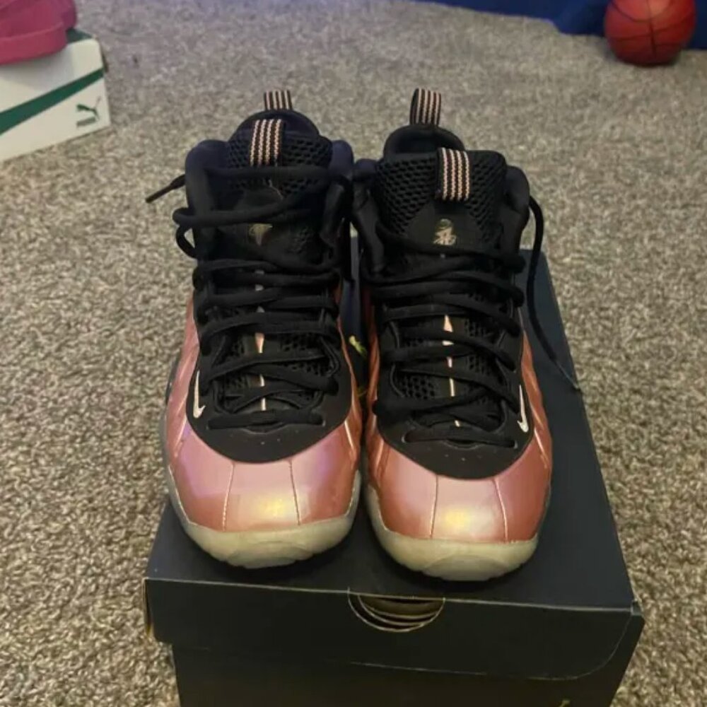 nike foampostists chrome